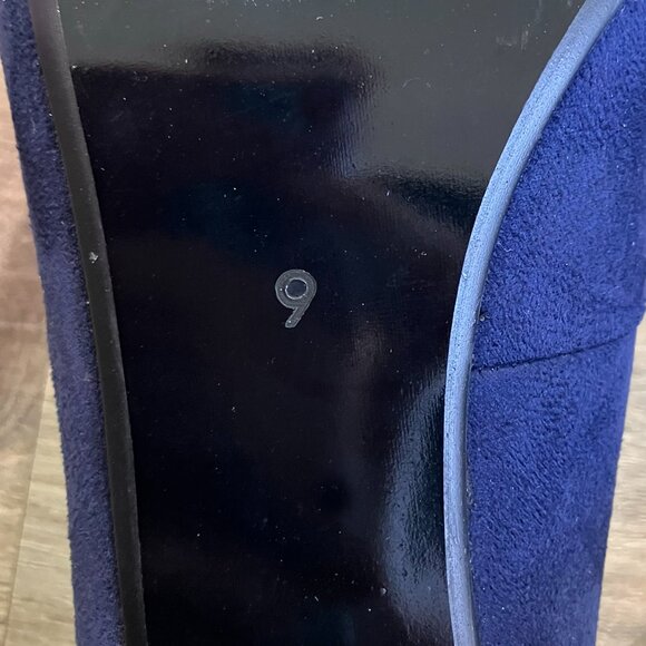 NEW! IDIFU Blue Suede Pumps - Picture 3 of 5